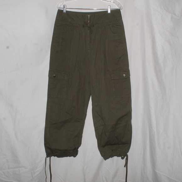 Venus Woman’s Olive Green Cargo Tie-Hem Utility Crop Pants — Size 14 - Picture 5 of 12